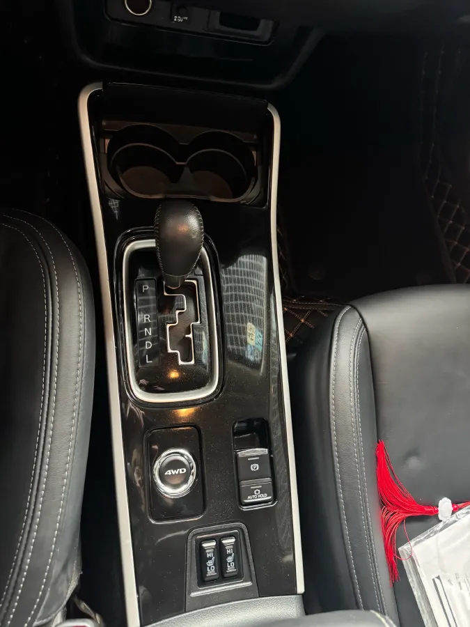 2019 Mitsubishi Outlander 2.4L 192HP L4 CVT,autocango,china used car exporter,china ev exporter,chinese used car exporter,chinese used ev exporter