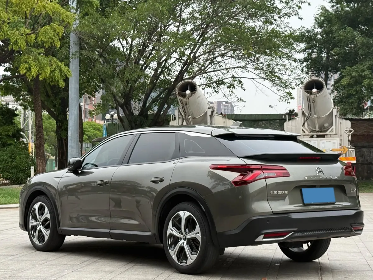 2022 Citroen C5 X 1.6T 175HP L4 8AT,autocango,china used car exporter,china ev exporter,chinese used car exporter,chinese used ev exporter