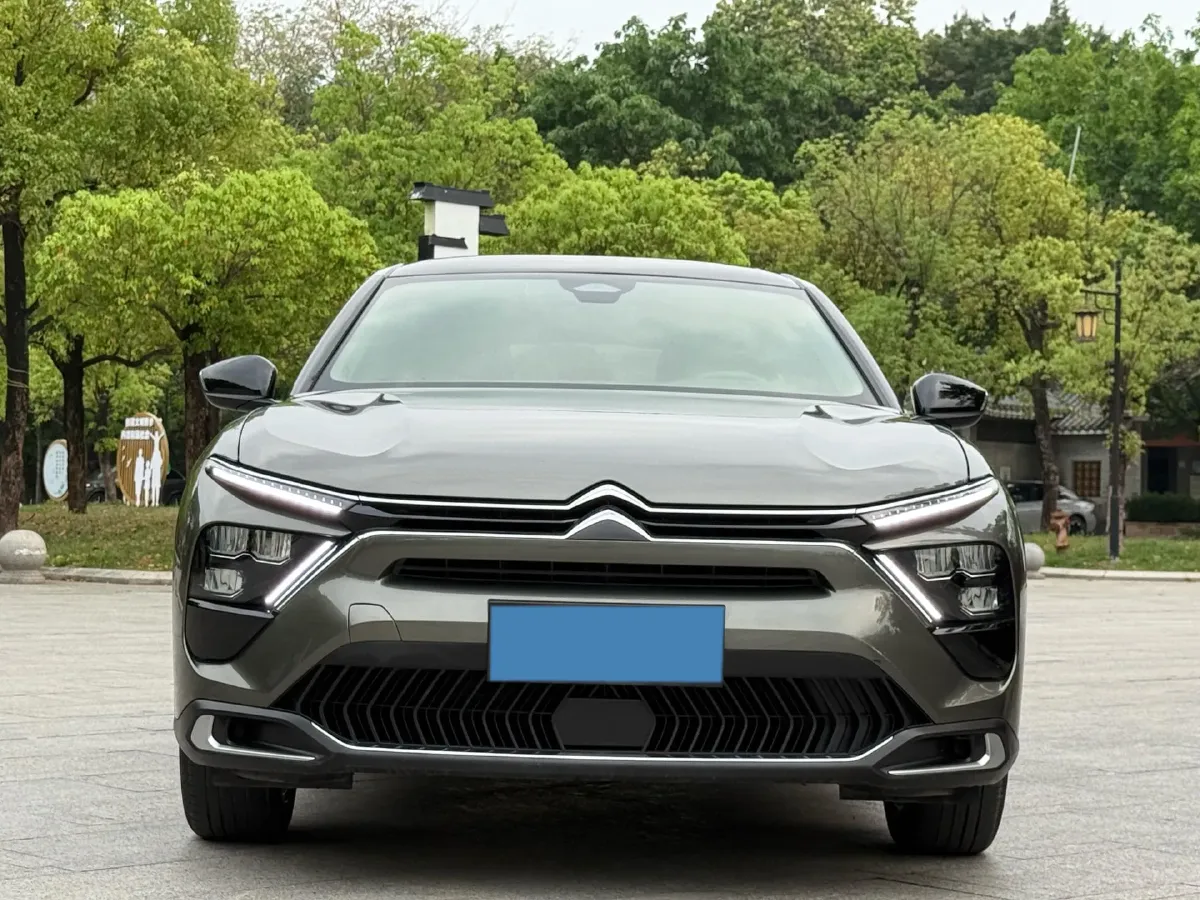 2022 Citroen C5 X 1.6T 175HP L4 8AT,autocango,china used car exporter,china ev exporter,chinese used car exporter,chinese used ev exporter