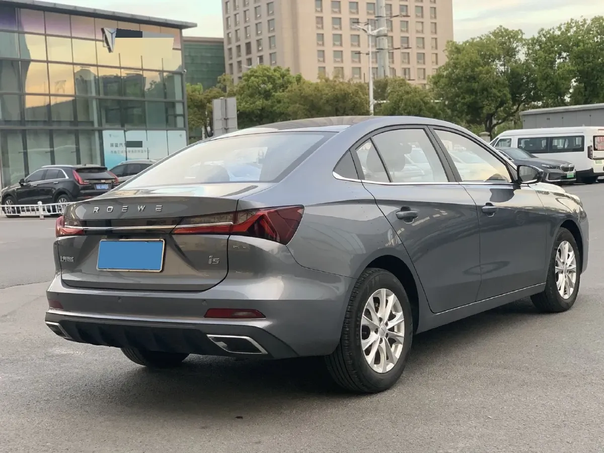 2023 Roewe i5 1.5L 129HP L4 CVT,autocango,china used car exporter,china ev exporter,chinese used car exporter,chinese used ev exporter