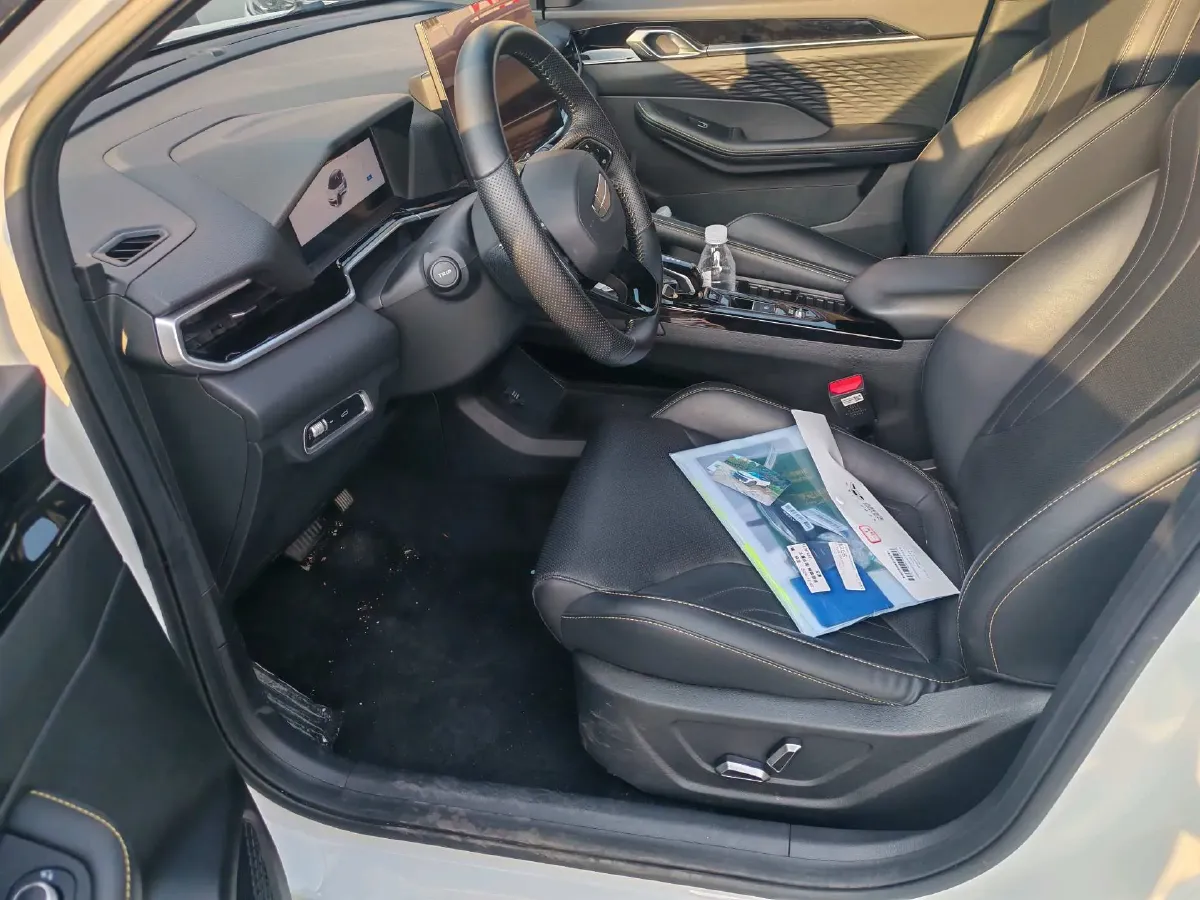 2025 Geely Coolray 1.5T 181HP L4 7DCT,autocango,china used car exporter,china ev exporter,chinese used car exporter,chinese used ev exporter