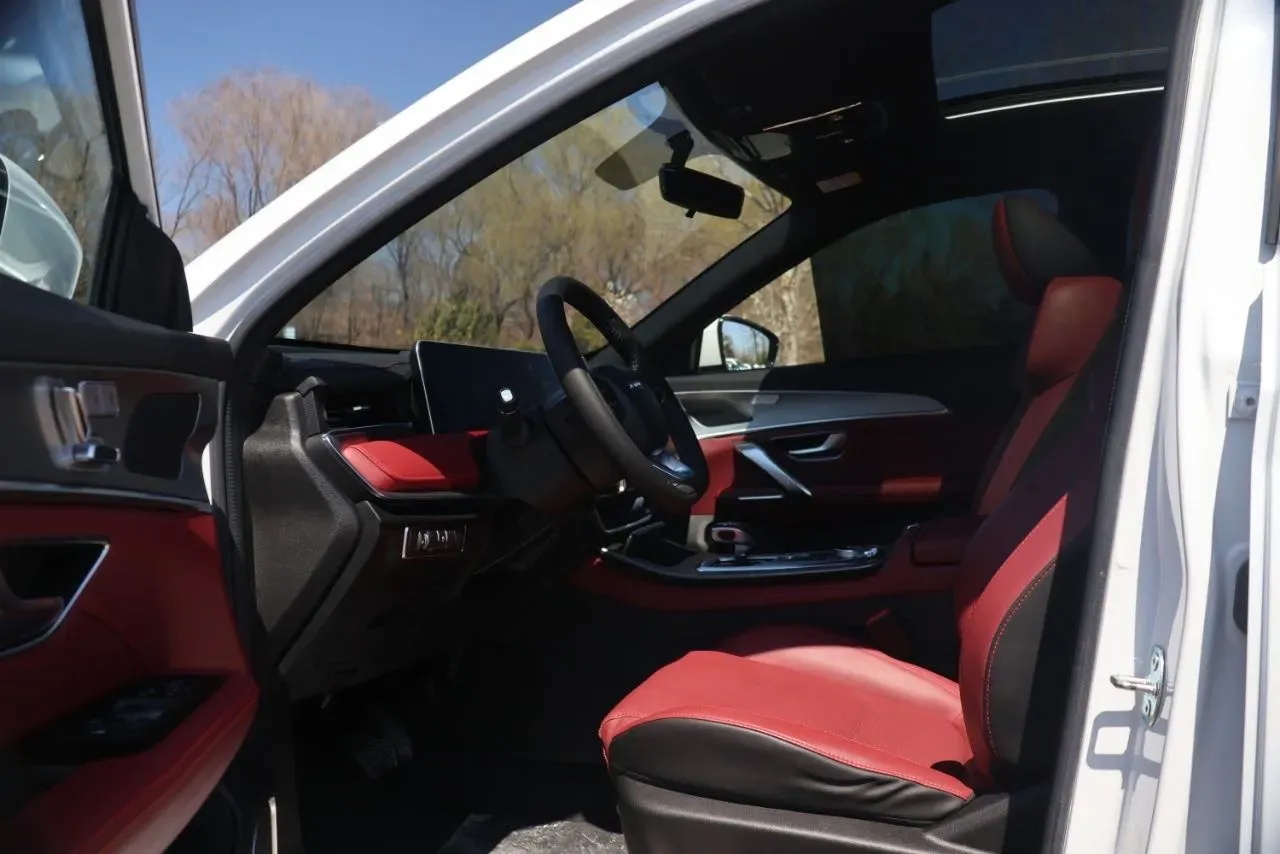 2022 Jetour X70 Plus 1.5T 156HP L4 CVT,autocango,china used car exporter,china ev exporter,chinese used car exporter,chinese used ev exporter