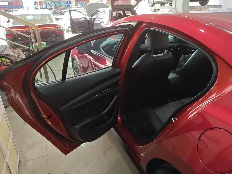 2023 Mazda 3 Axela 2.0L 158HP L4 6AT,autocango,china used car exporter,china ev exporter,chinese used car exporter,chinese used ev exporter