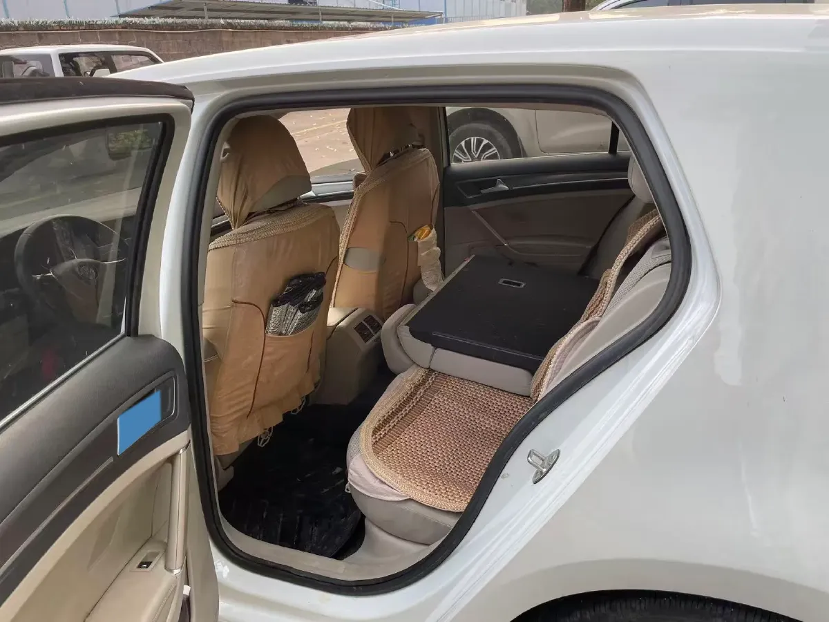 2015 Volkswagen Golf 1.4T 131HP L4 7DCT,autocango,china used car exporter,china ev exporter,chinese used car exporter,chinese used ev exporter