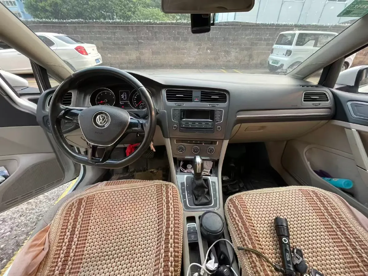 2015 Volkswagen Golf 1.4T 131HP L4 7DCT,autocango,china used car exporter,china ev exporter,chinese used car exporter,chinese used ev exporter