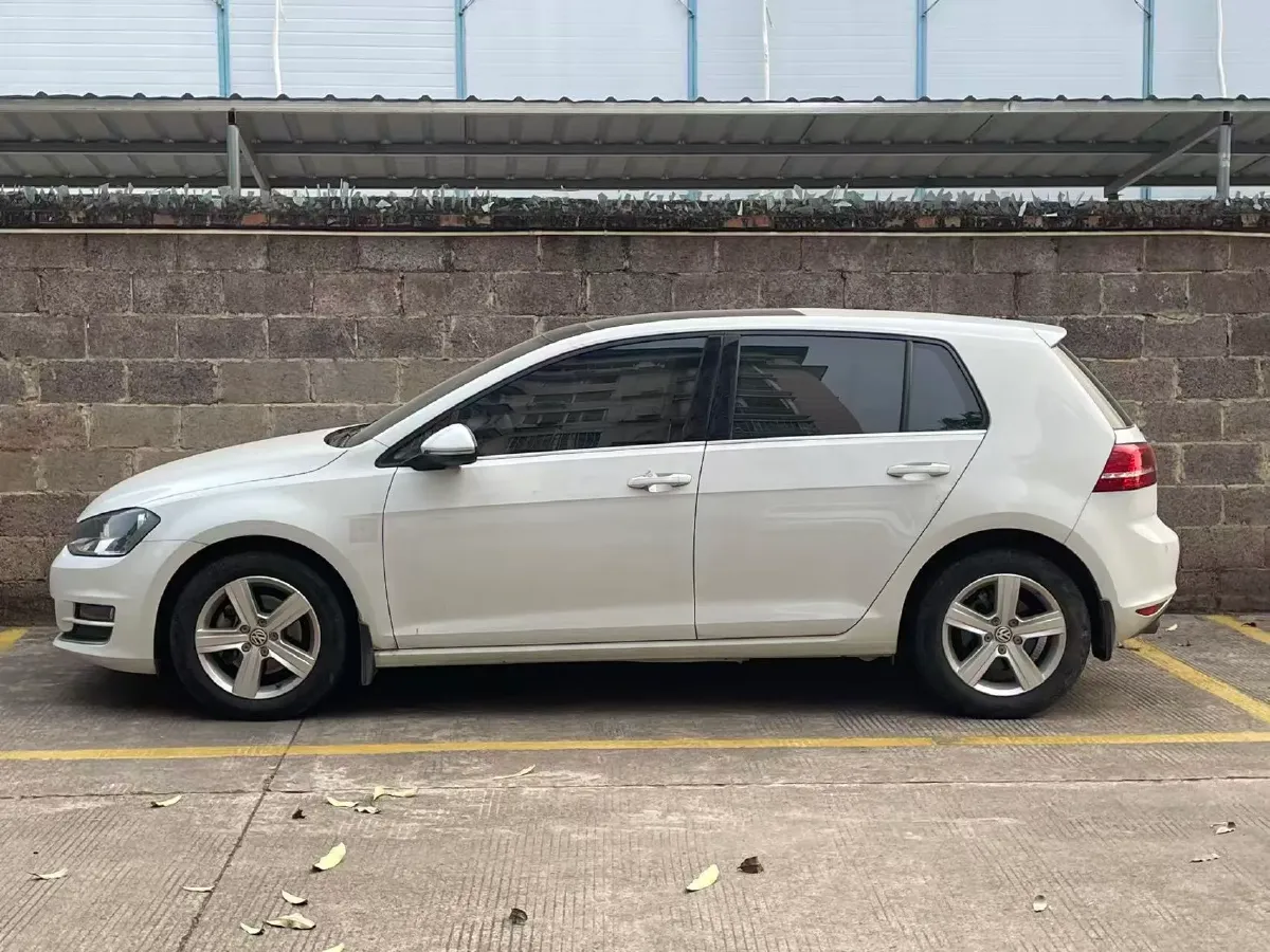 2015 Volkswagen Golf 1.4T 131HP L4 7DCT,autocango,china used car exporter,china ev exporter,chinese used car exporter,chinese used ev exporter