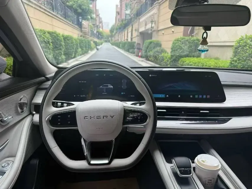 2024 Fulwin FulwinA8 1.5T 156HP L4 1DHT PHEV 18.3KWH,autocango,china used car exporter,china ev exporter,chinese used car exporter,chinese used ev exporter