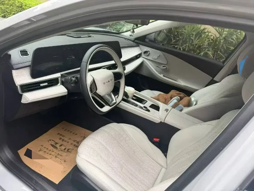 2024 Fulwin FulwinA8 1.5T 156HP L4 1DHT PHEV 18.3KWH,autocango,china used car exporter,china ev exporter,chinese used car exporter,chinese used ev exporter