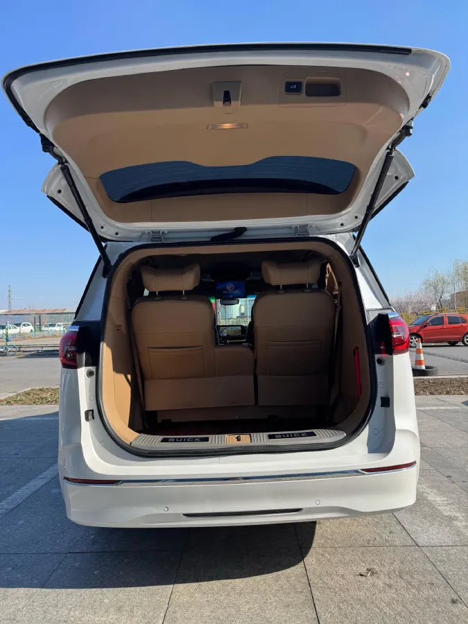 2021 Buick GL8 2.0T 237HP L4 9AT,autocango,china used car exporter,china ev exporter,chinese used car exporter,chinese used ev exporter