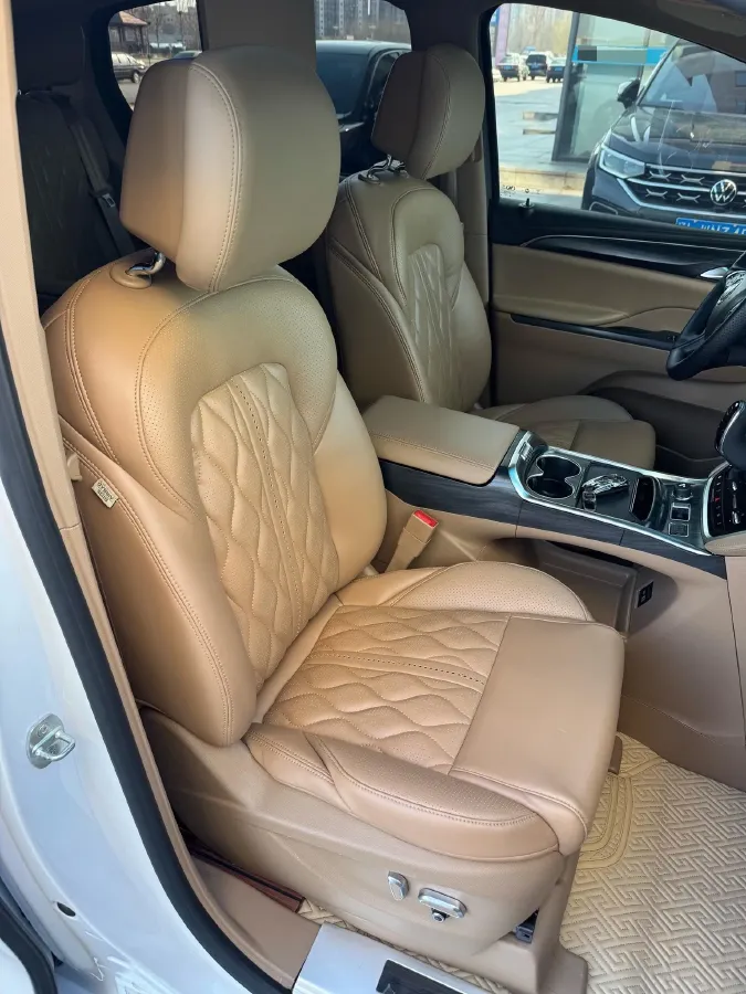 2021 Buick GL8 2.0T 237HP L4 9AT,autocango,china used car exporter,china ev exporter,chinese used car exporter,chinese used ev exporter