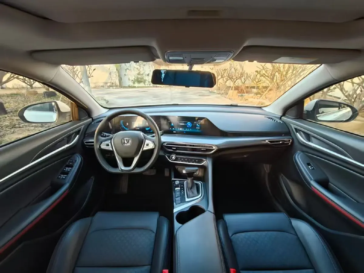 2020 ChangAn Eado 1.4T 158HP L4 7DCT,autocango,china used car exporter,china ev exporter,chinese used car exporter,chinese used ev exporter