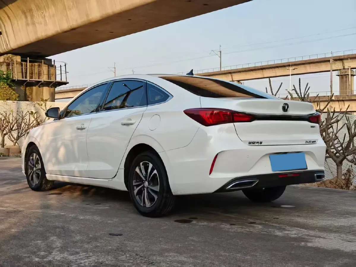 2020 ChangAn Eado 1.4T 158HP L4 7DCT,autocango,china used car exporter,china ev exporter,chinese used car exporter,chinese used ev exporter