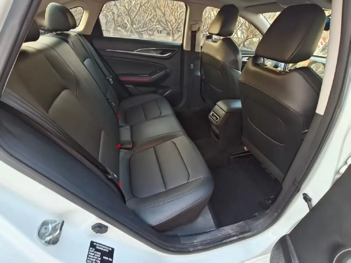 2020 ChangAn Eado 1.4T 158HP L4 7DCT,autocango,china used car exporter,china ev exporter,chinese used car exporter,chinese used ev exporter