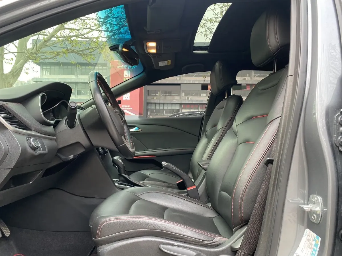 2019 Chevrolet Monza 1.3T 163HP L3 6AT,autocango,china used car exporter,china ev exporter,chinese used car exporter,chinese used ev exporter