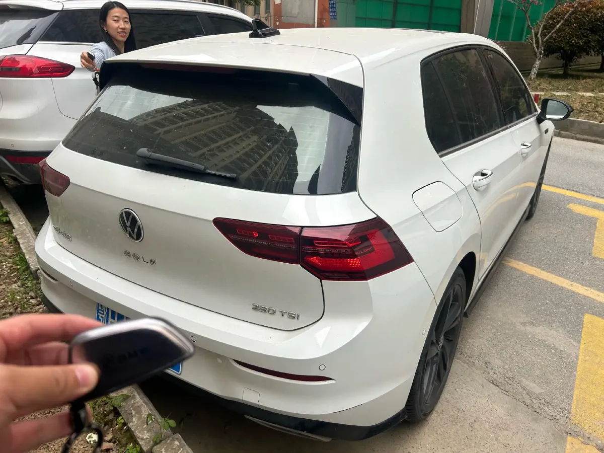 2023 Volkswagen Golf 1.4T 150HP L4 7DCT,autocango,china used car exporter,china ev exporter,chinese used car exporter,chinese used ev exporter