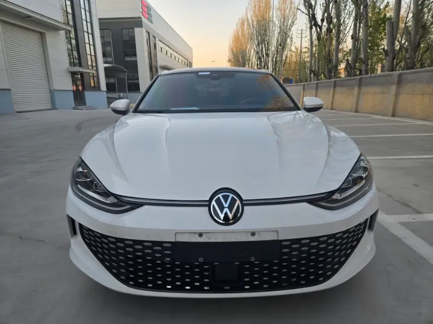 2023 Volkswagen Lamando 1.4T 150HP L4 7DCT,autocango,china used car exporter,china ev exporter,chinese used car exporter,chinese used ev exporter