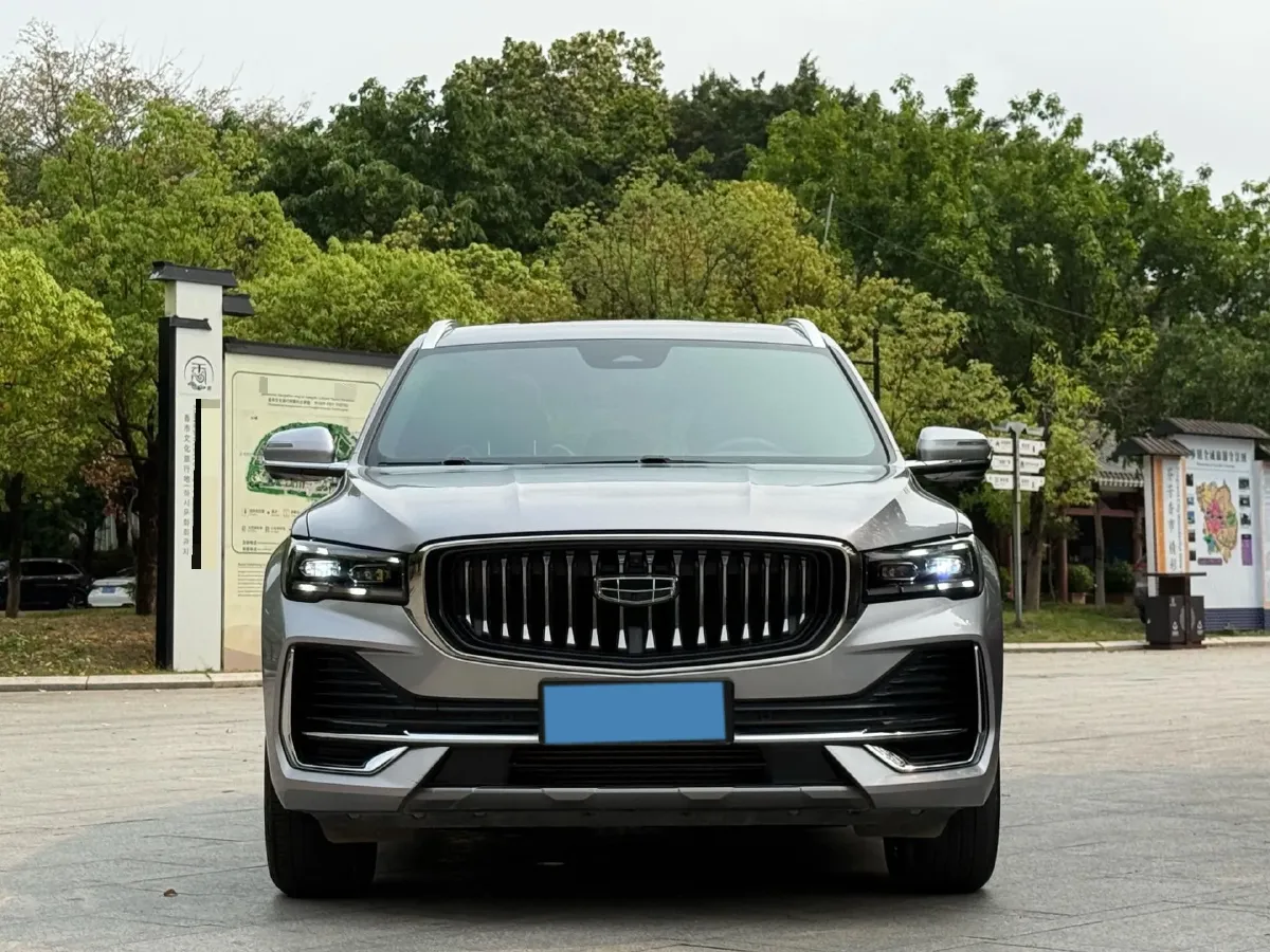 2021 Geely Monjaro 2.0T 218HP L4 7DCT,autocango,china used car exporter,china ev exporter,chinese used car exporter,chinese used ev exporter