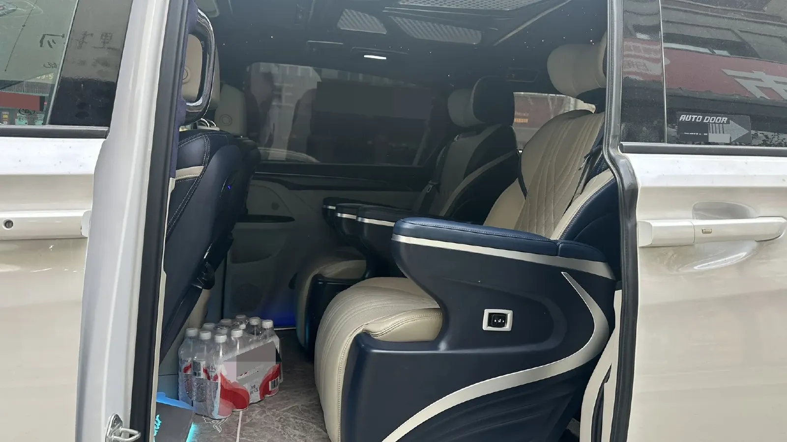 2021 Buick GL8 2.0T 237HP L4 9AT,autocango,china used car exporter,china ev exporter,chinese used car exporter,chinese used ev exporter