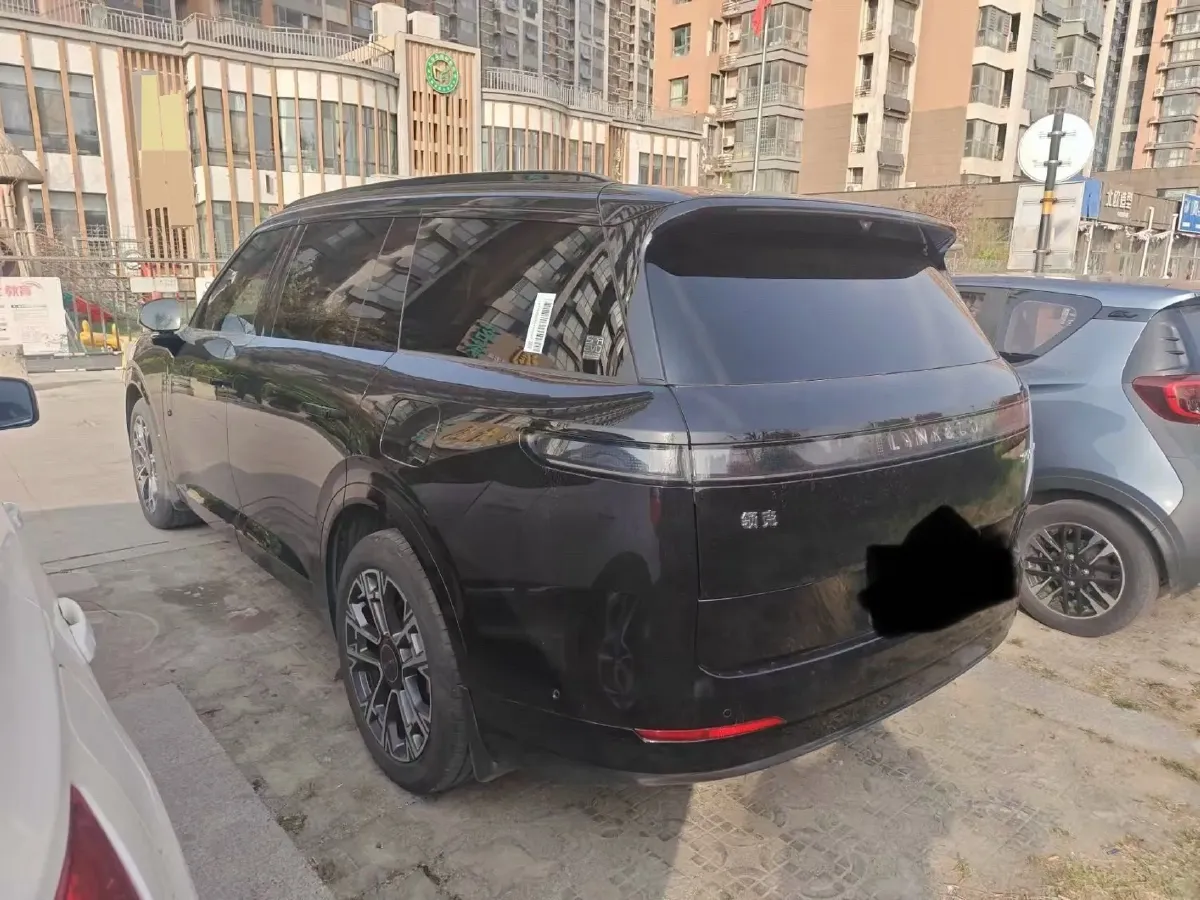 2025 LYNK&CO 900 1.5T 190HP L4 3DHT PHEV 43.3KWH,autocango,china used car exporter,china ev exporter,chinese used car exporter,chinese used ev exporter