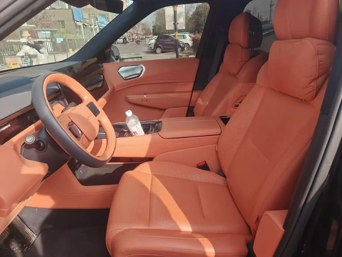 2025 LYNK&CO 900 1.5T 190HP L4 3DHT PHEV 43.3KWH,autocango,china used car exporter,china ev exporter,chinese used car exporter,chinese used ev exporter