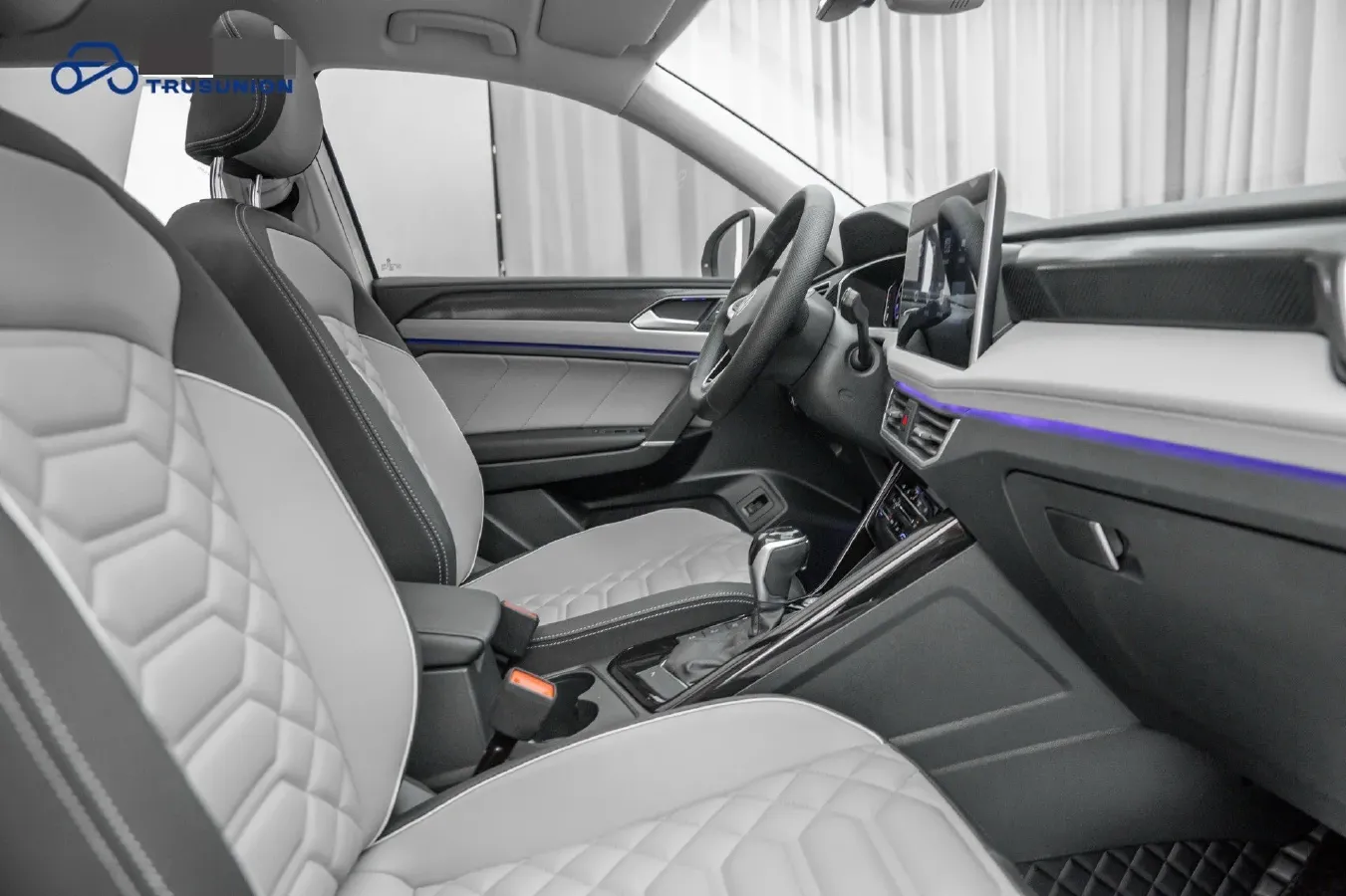 2023 Volkswagen Tayron 2.0T 186HP L4 7DCT,autocango,china used car exporter,china ev exporter,chinese used car exporter,chinese used ev exporter