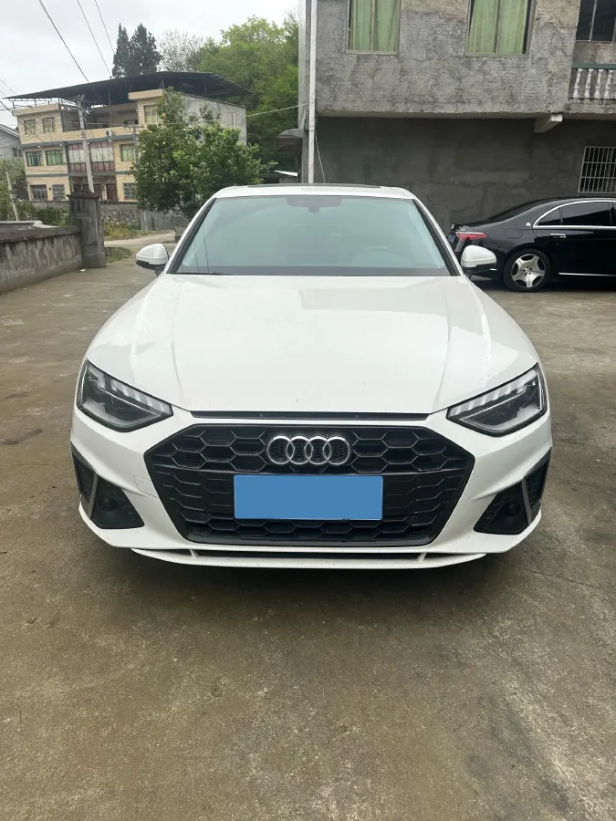 2020 Audi A4L 2.0T 190HP L4 7DCT,autocango,china used car exporter,china ev exporter,chinese used car exporter,chinese used ev exporter