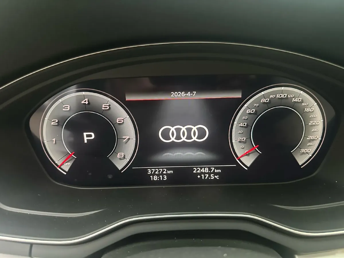 2020 Audi A4L 2.0T 190HP L4 7DCT,autocango,china used car exporter,china ev exporter,chinese used car exporter,chinese used ev exporter