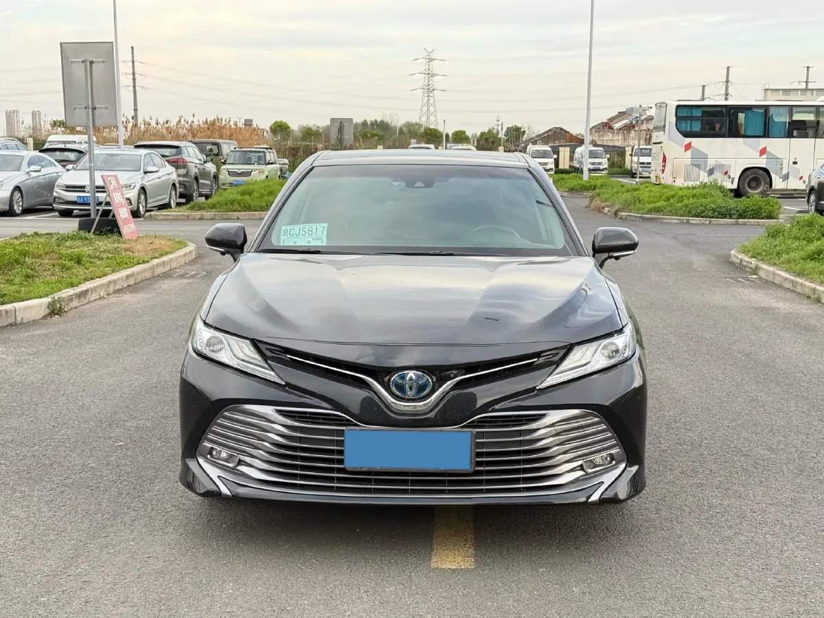 2019 Toyota Camry 2.5L 178HP L4 E-CVT Hybrid,autocango,china used car exporter,china ev exporter,chinese used car exporter,chinese used ev exporter