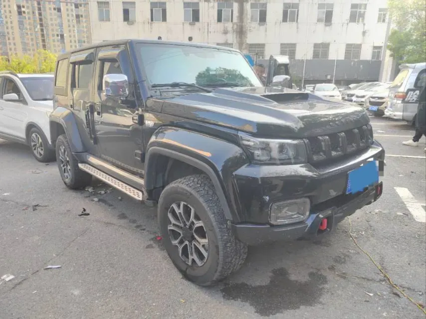 2022 Beijing BJ40 2.0T 224HP L4 8AT,autocango,china used car exporter,china ev exporter,chinese used car exporter,chinese used ev exporter
