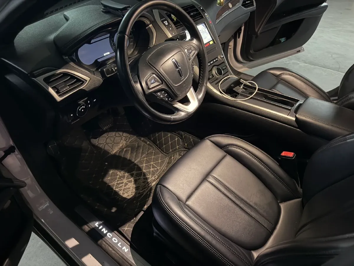 2018 Lincoln MKZ 2.0T 203HP L4 6AT,autocango,china used car exporter,china ev exporter,chinese used car exporter,chinese used ev exporter