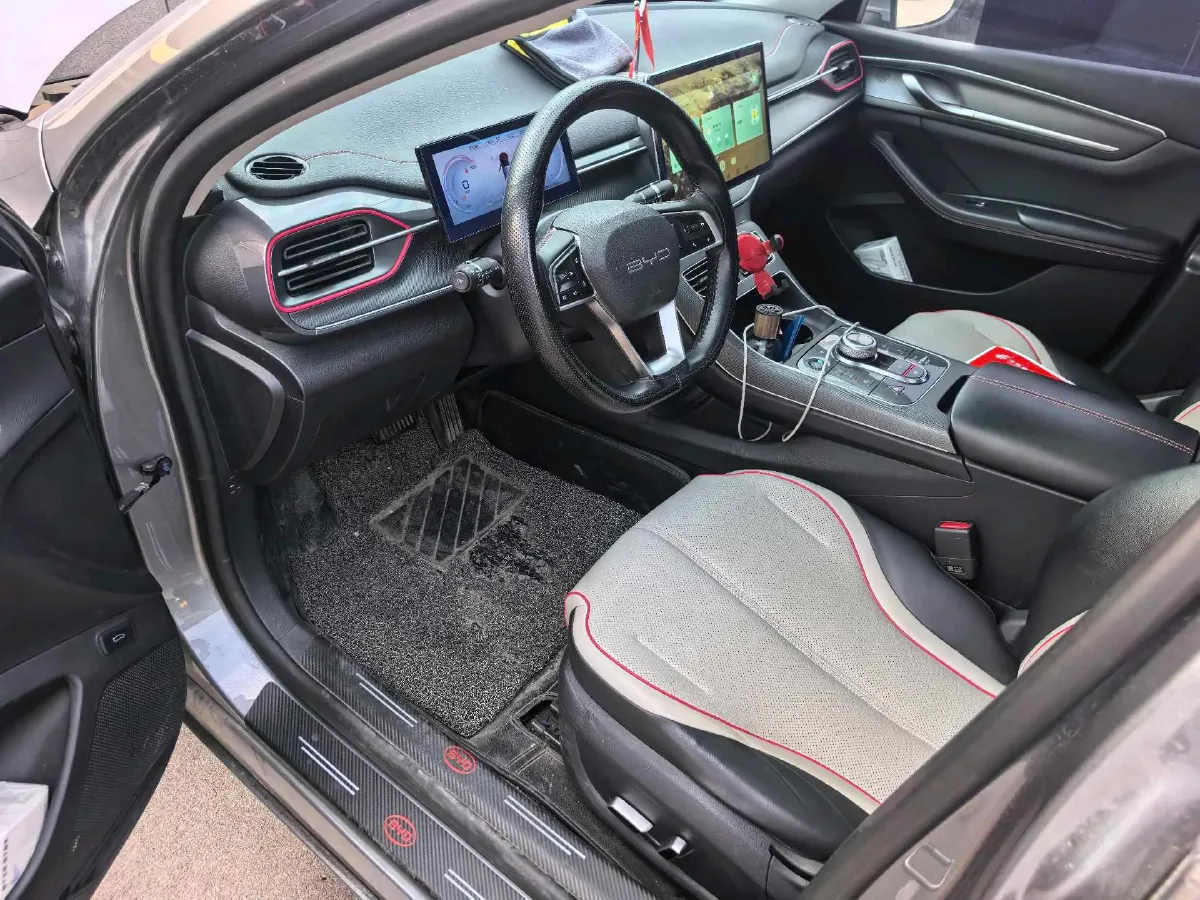 2022 Roewe RX5 MAX 1.5T 181HP L4 6AT,autocango,china used car exporter,china ev exporter,chinese used car exporter,chinese used ev exporter