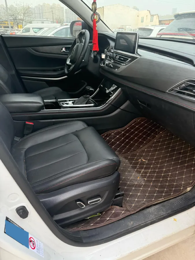 2021 ChangAn CS75 1.5T 178HP L4 7DCT,autocango,china used car exporter,china ev exporter,chinese used car exporter,chinese used ev exporter