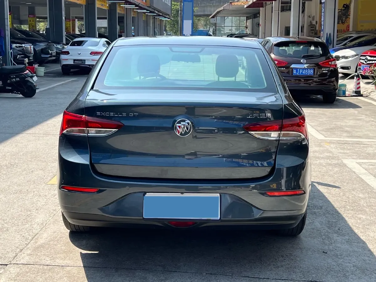 2021 Buick Excelle 1.5L 113HP L4 6AT,autocango,china used car exporter,china ev exporter,chinese used car exporter,chinese used ev exporter