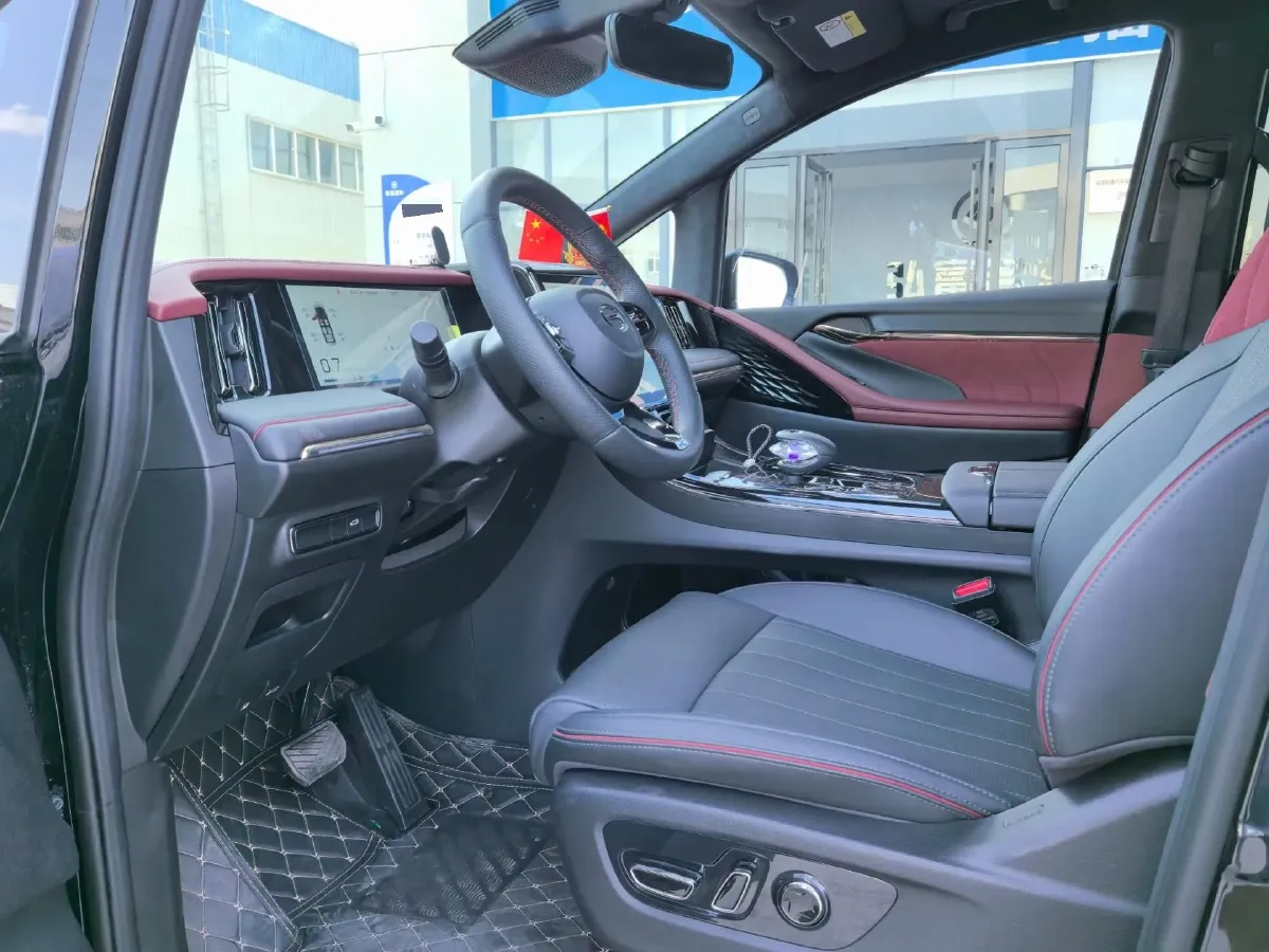 2023 GAC Trumpchi M8 2.0T 252HP L4 8AT,autocango,china used car exporter,china ev exporter,chinese used car exporter,chinese used ev exporter