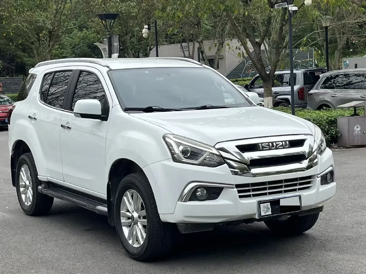 2018 Isuzu Mu-X 1.9T 163HP L4 6AT,autocango,china used car exporter,china ev exporter,chinese used car exporter,chinese used ev exporter
