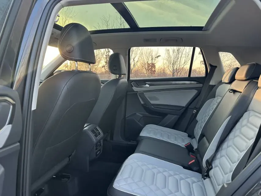 2021 Volkswagen Tayron 1.4T 150HP L4 7DCT,autocango,china used car exporter,china ev exporter,chinese used car exporter,chinese used ev exporter