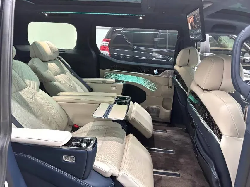 2022 Zeekr 009 BEV 116KWH,autocango,china used car exporter,china ev exporter,chinese used car exporter,chinese used ev exporter