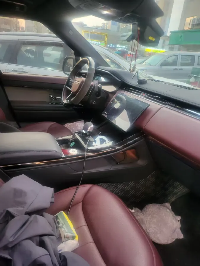 2025 Land Rover Range Rover Sport 3.0T 400HP L6 8AT,autocango,china used car exporter,china ev exporter,chinese used car exporter,chinese used ev exporter