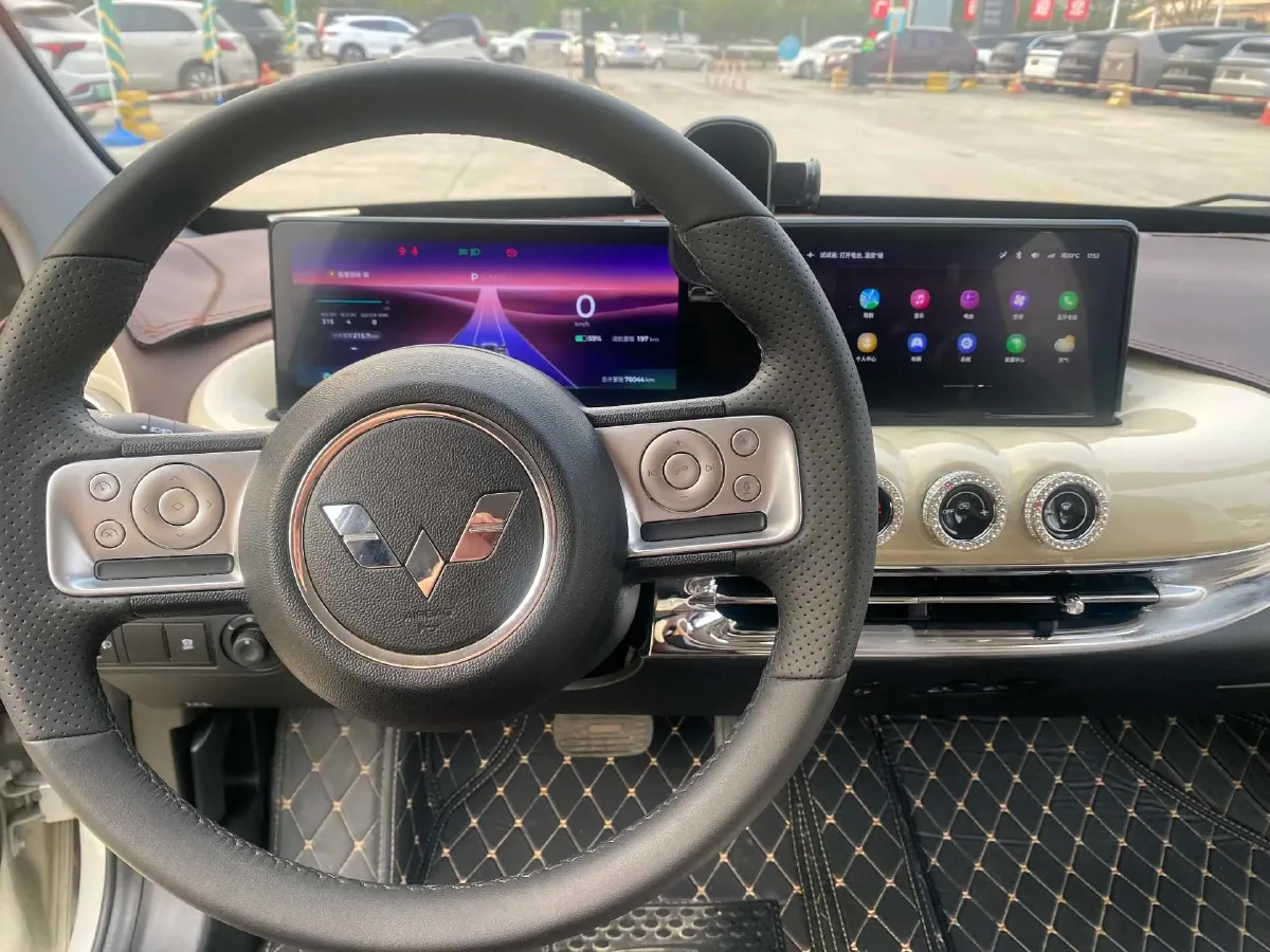 2023 WuLing BinGuo BEV 31.9KWH,autocango,china used car exporter,china ev exporter,chinese used car exporter,chinese used ev exporter