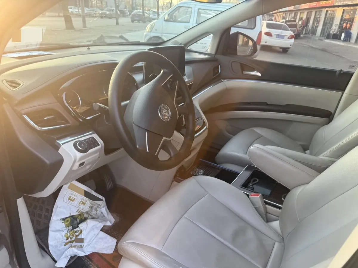 2021 Buick GL8 2.0T 237HP L4 9AT,autocango,china used car exporter,china ev exporter,chinese used car exporter,chinese used ev exporter