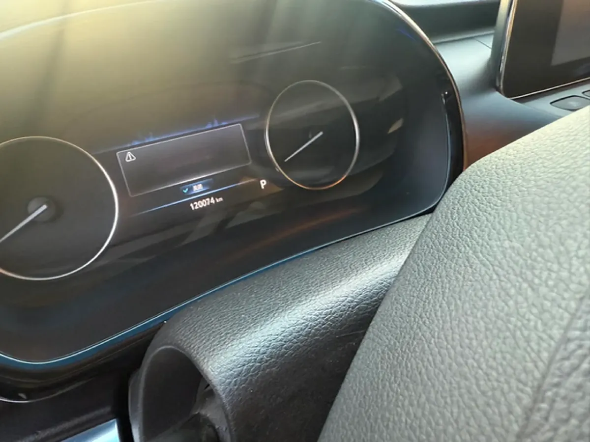 2021 Buick GL8 2.0T 237HP L4 9AT,autocango,china used car exporter,china ev exporter,chinese used car exporter,chinese used ev exporter