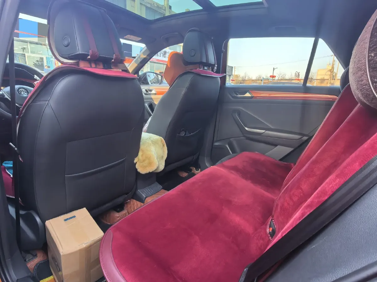 2018 Ford Kuga 1.5T 181HP L4 6AT,autocango,china used car exporter,china ev exporter,chinese used car exporter,chinese used ev exporter