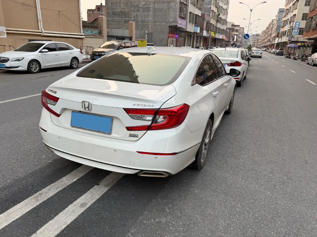 2021 Honda Accord 1.5T 194HP L4 CVT,autocango,china used car exporter,china ev exporter,chinese used car exporter,chinese used ev exporter