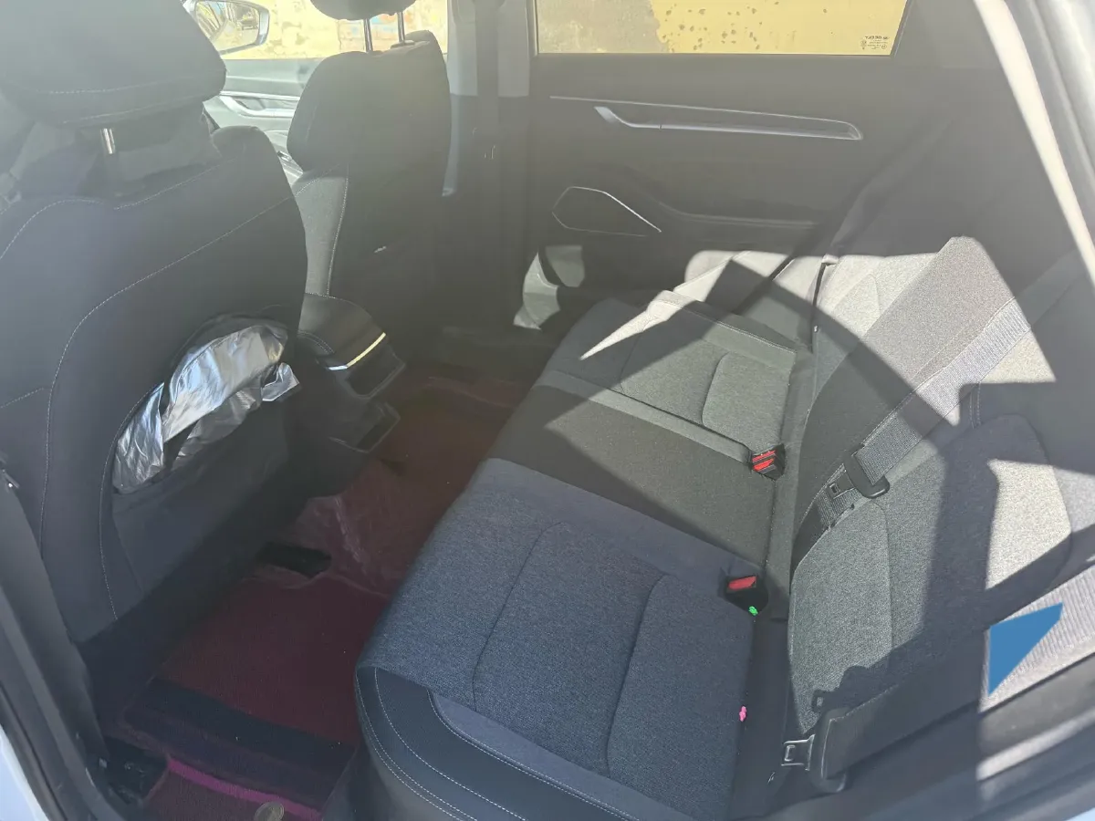 2023 Geely Emgrand 1.5L 127HP L4 5MT,autocango,china used car exporter,china ev exporter,chinese used car exporter,chinese used ev exporter