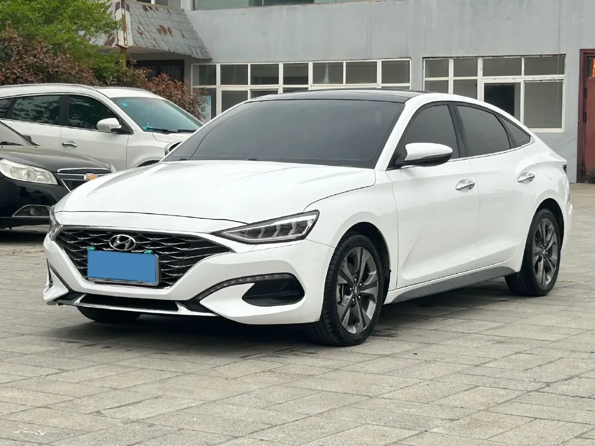 2019 Hyundai La Festa 1.6T 190HP L4 7DCT,autocango,china used car exporter,china ev exporter,chinese used car exporter,chinese used ev exporter