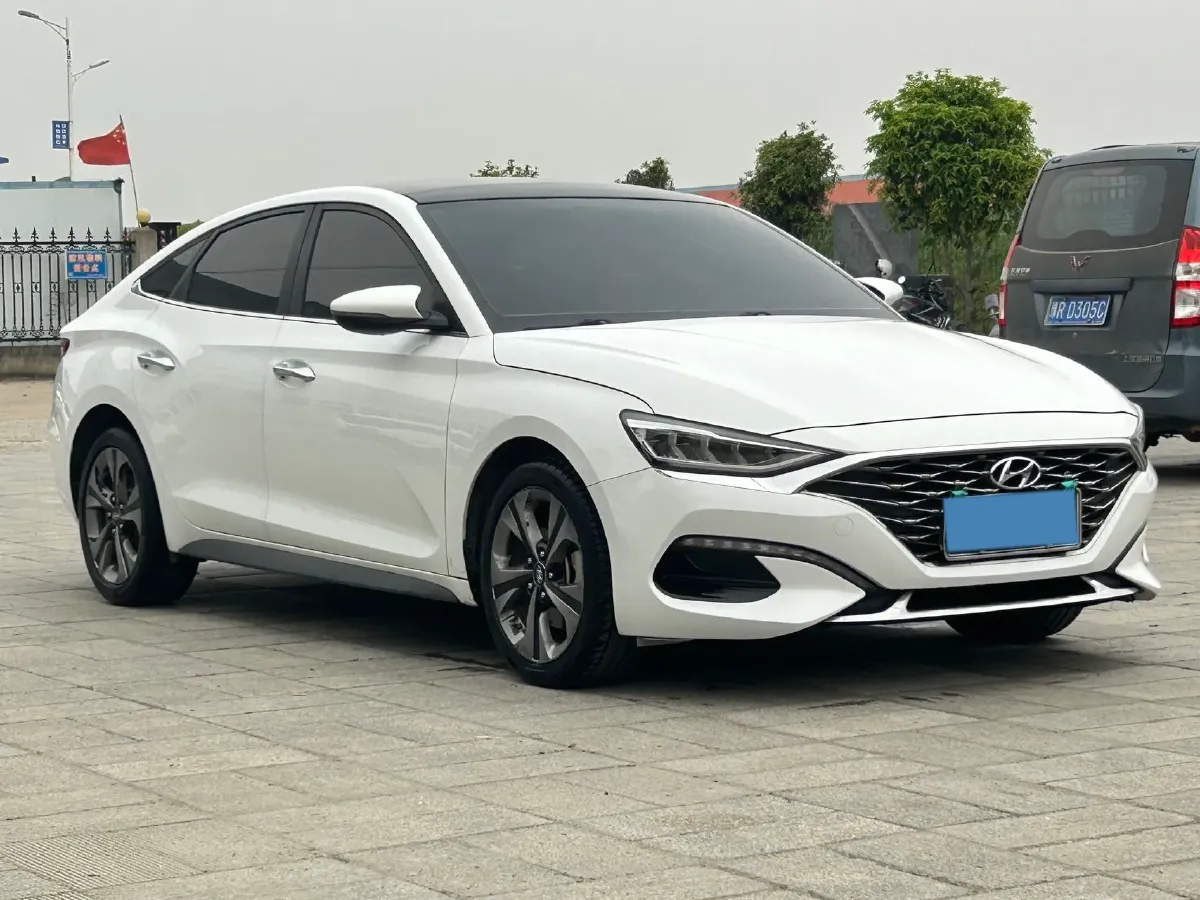 2019 Hyundai La Festa 1.6T 190HP L4 7DCT,autocango,china used car exporter,china ev exporter,chinese used car exporter,chinese used ev exporter