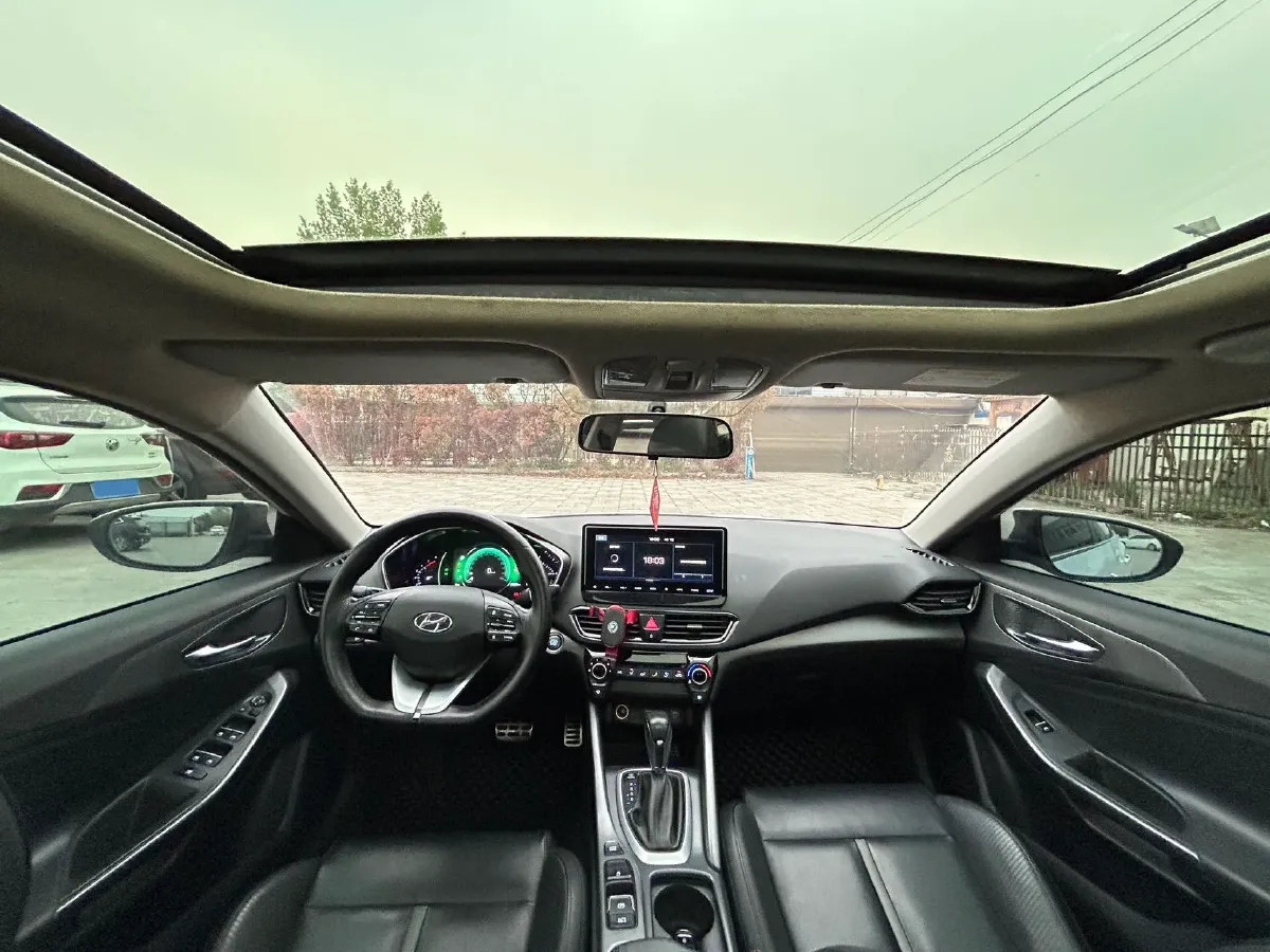 2019 Hyundai La Festa 1.6T 190HP L4 7DCT,autocango,china used car exporter,china ev exporter,chinese used car exporter,chinese used ev exporter