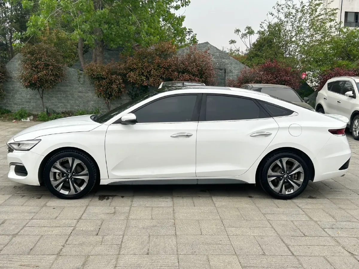 2019 Hyundai La Festa 1.6T 190HP L4 7DCT,autocango,china used car exporter,china ev exporter,chinese used car exporter,chinese used ev exporter
