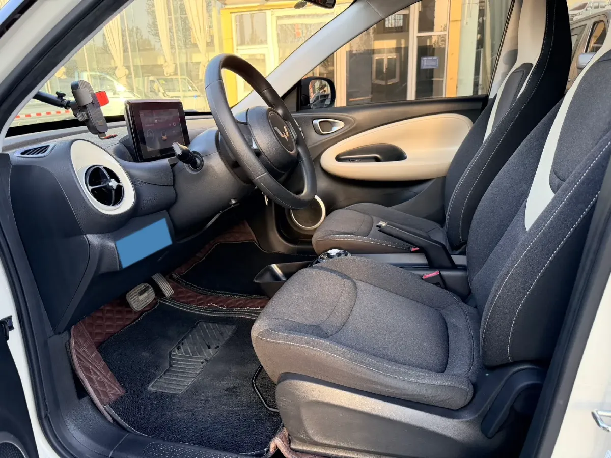 2023 WuLing BinGuo BEV 17.3KWH,autocango,china used car exporter,china ev exporter,chinese used car exporter,chinese used ev exporter