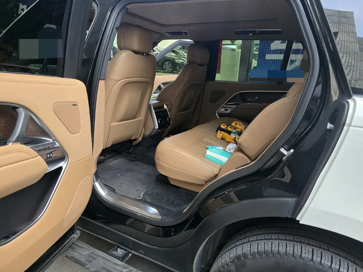 2023 Land Rover Range Rover 3.0T 400HP L6 8AT,autocango,china used car exporter,china ev exporter,chinese used car exporter,chinese used ev exporter